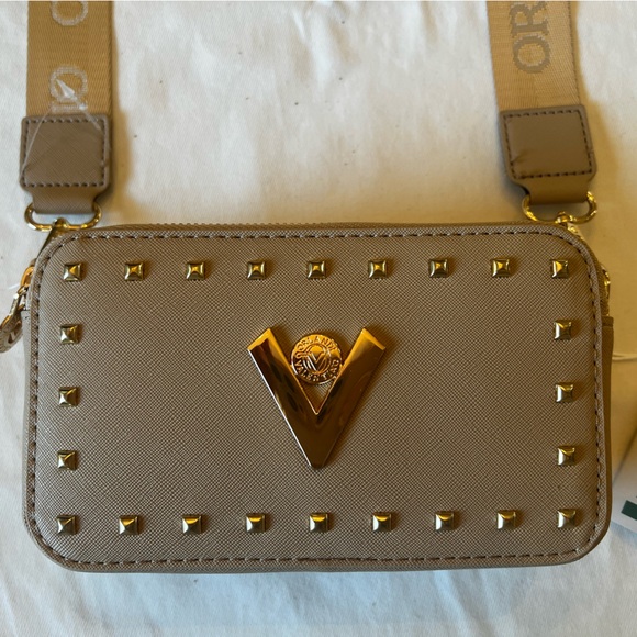 NWT Valentino Orlandi “V” Logo Taupe Camera Bag - Picture 2 of 9